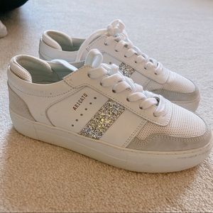 Axel Arigato Sneakers